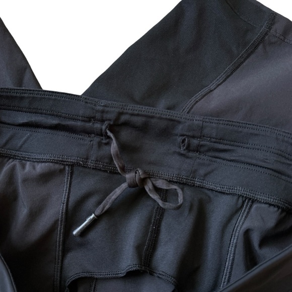 Lululemon T.H.E. Short *Linerless 9", Black, Size M - Picture 8 of 9